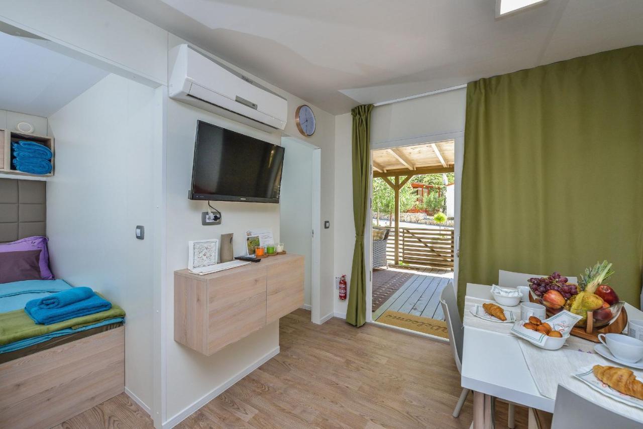 Campsite Sunny Home Soline Biograd Na Moru Exteriér fotografie